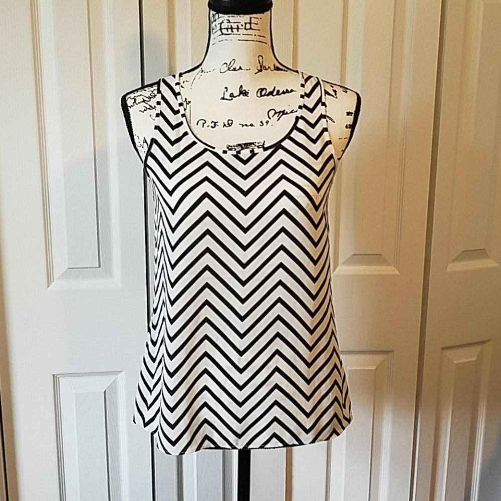 Express sleeveless top